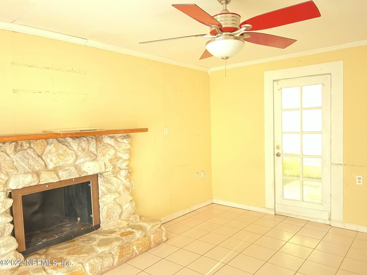 5715 WILTSHIRE Street, Jacksonville, FL 32211 3