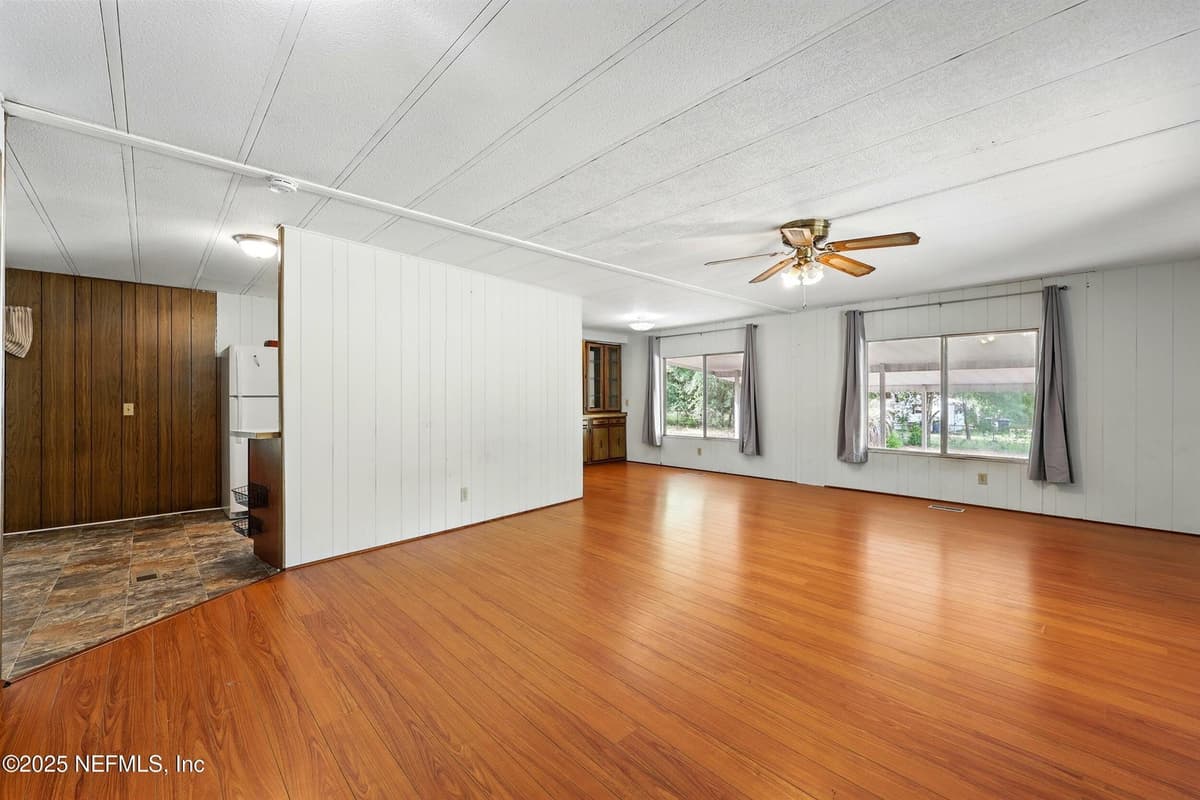 875 HAWKINS Avenue, Orange Park, FL 32065 3