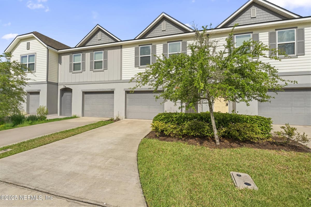 10553 MADRONE COVE Court 46, Jacksonville, FL 32218 3