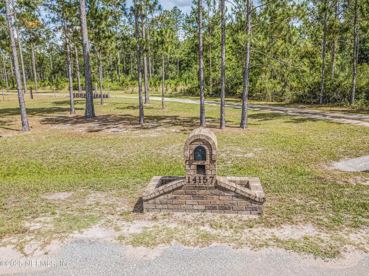 14157 GLEN FARMS Drive, Glen St. Mary, FL 32040 3