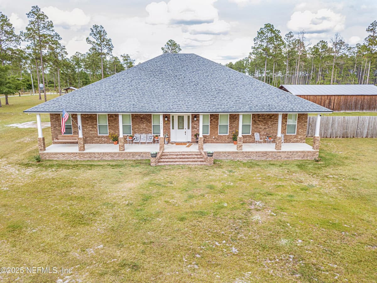 14157 GLEN FARMS Drive, Glen St. Mary, FL 32040 2