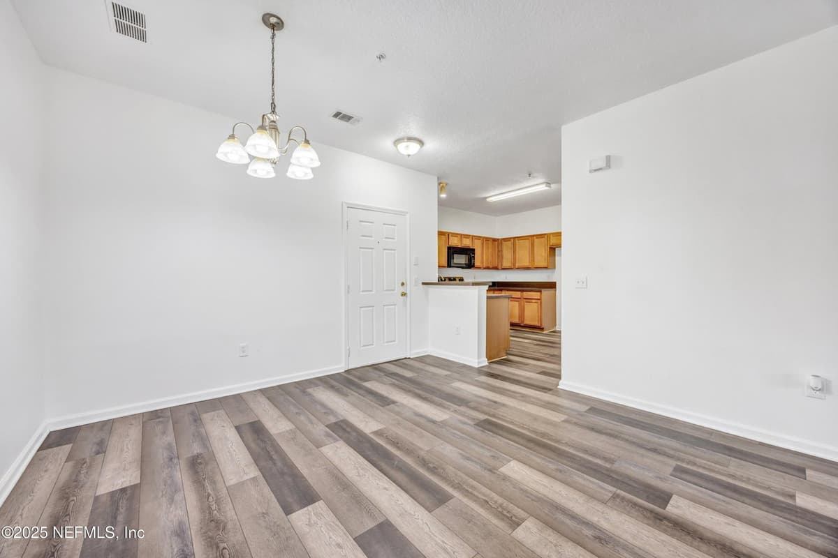 3641 KIRKPATRICK Circle 14-2, Jacksonville, FL 32210 3