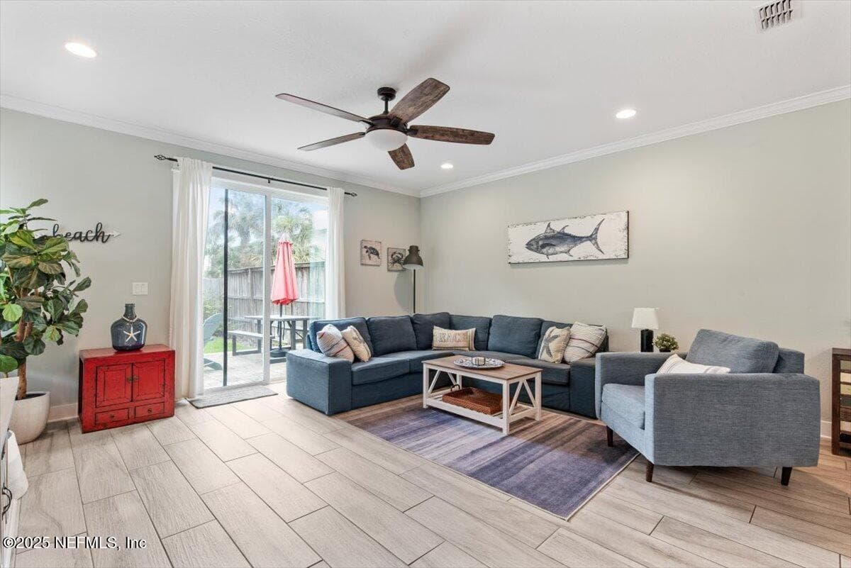 231 10TH Avenue S, Jacksonville Beach, FL 32250 2