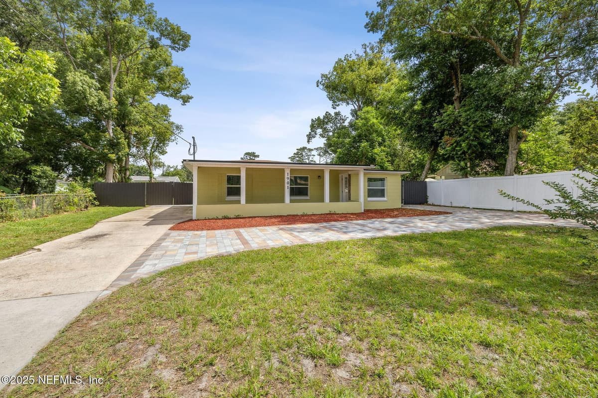 1901 FOREST HILLS Road, Jacksonville, FL 32208 3