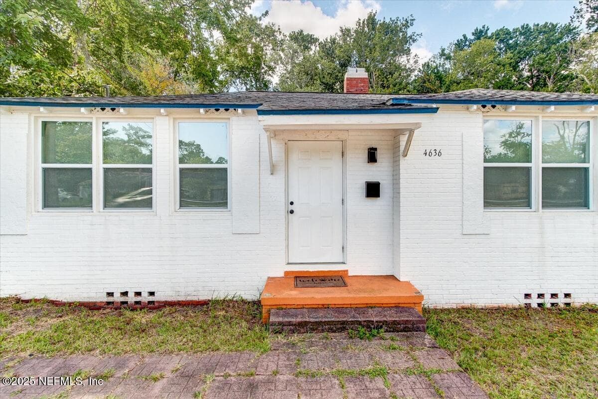 4636 TIMUQUANA Road, Jacksonville, FL 32210 3
