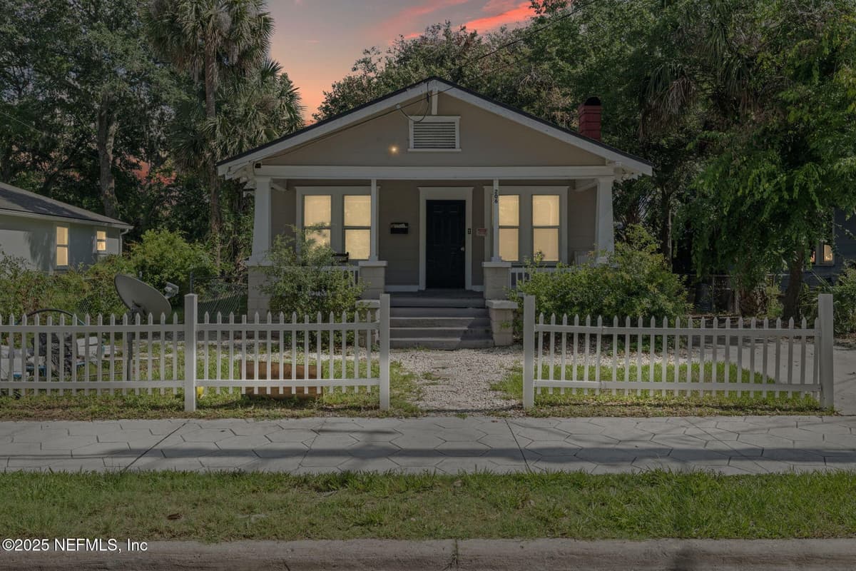 206 W 16TH Street, Jacksonville, FL 32206 2