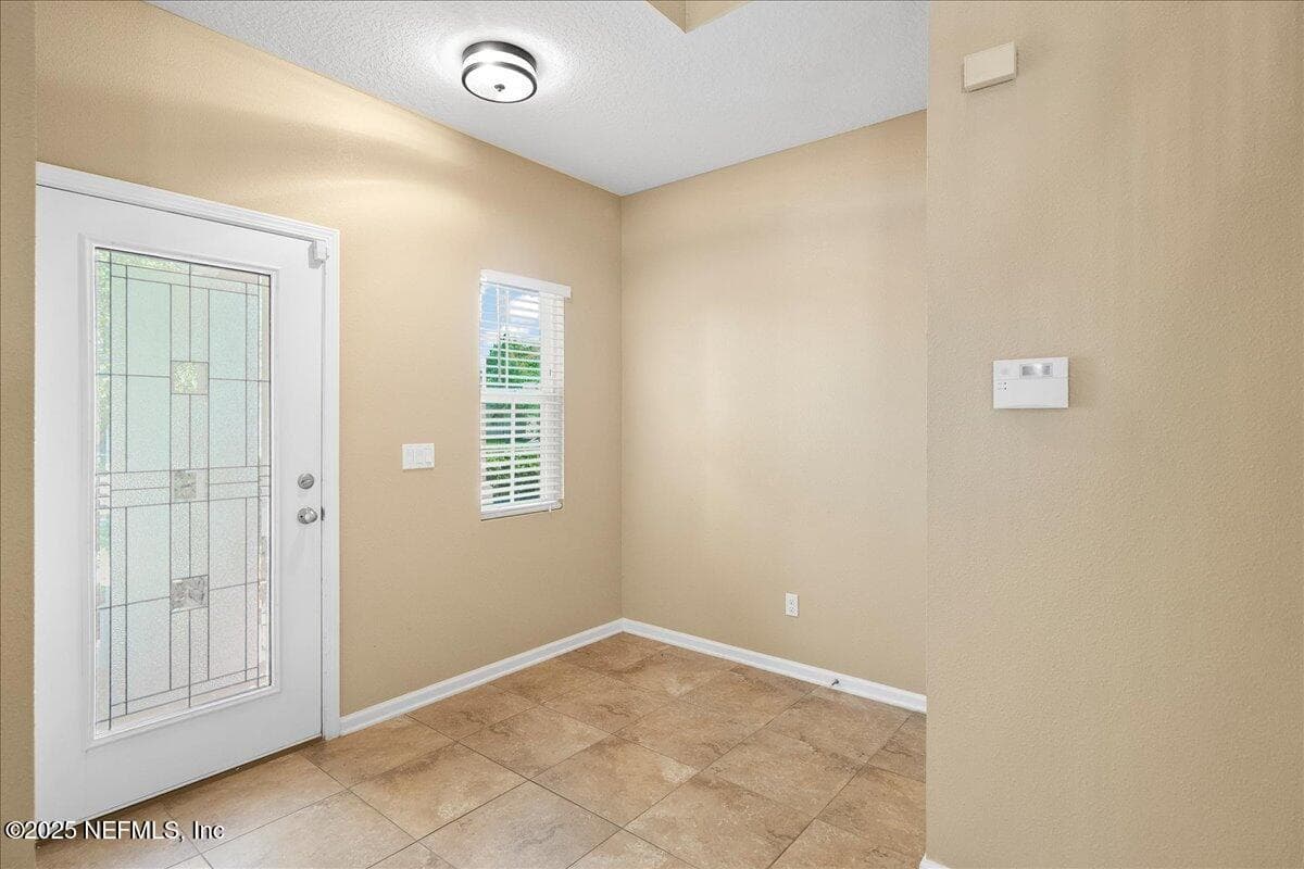 529 DEERCROFT Lane, Orange Park, FL 32065 3