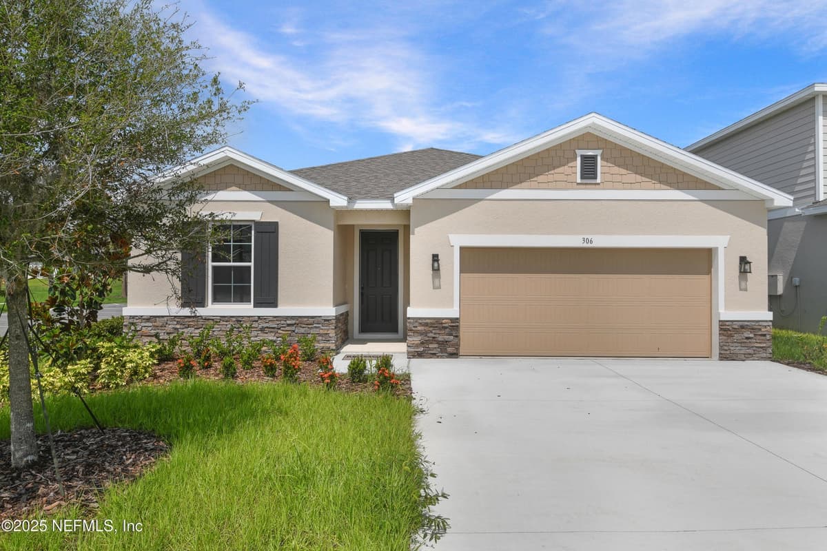 306 ALEXANDRITE Street, DeLand, FL 32720 2