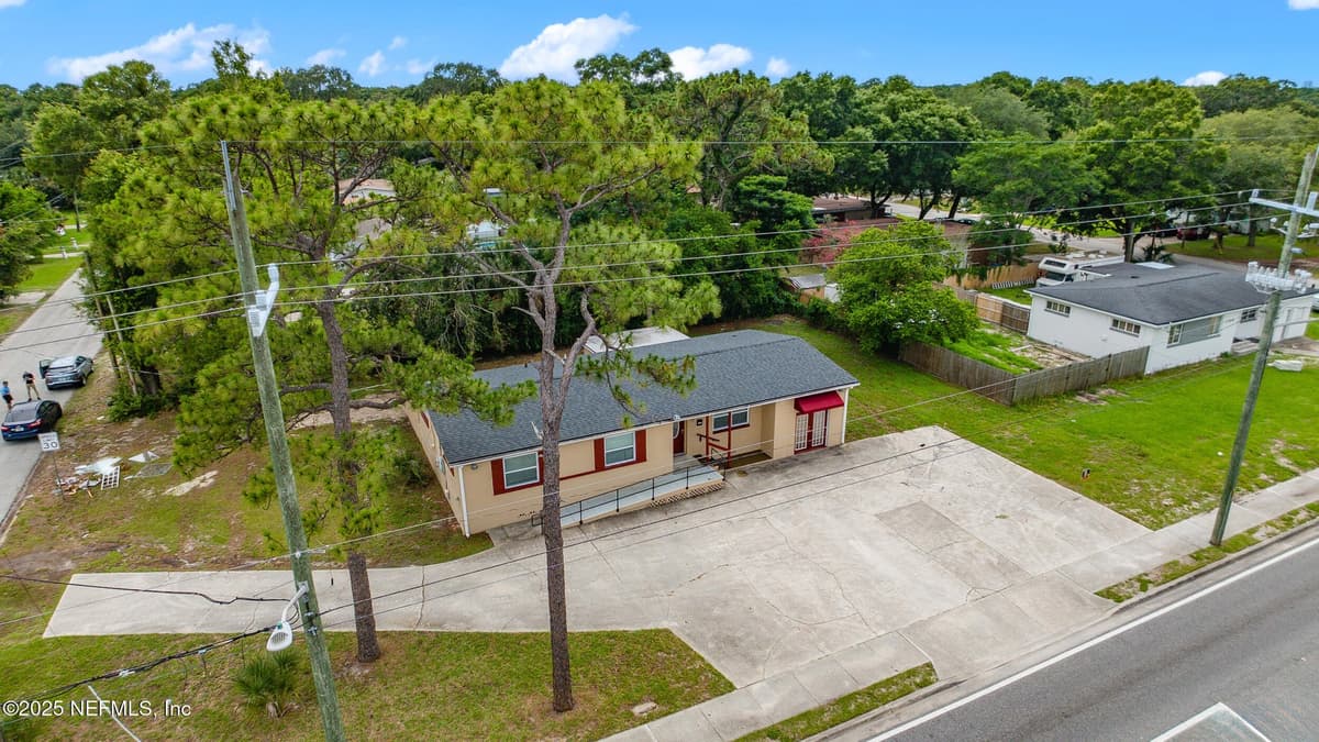 7120 MERRILL Road, Jacksonville, FL 32277 2