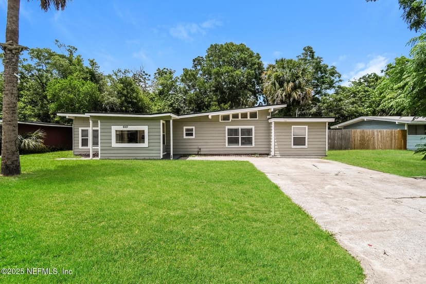 6327 ELISE Drive, Jacksonville, FL 32211