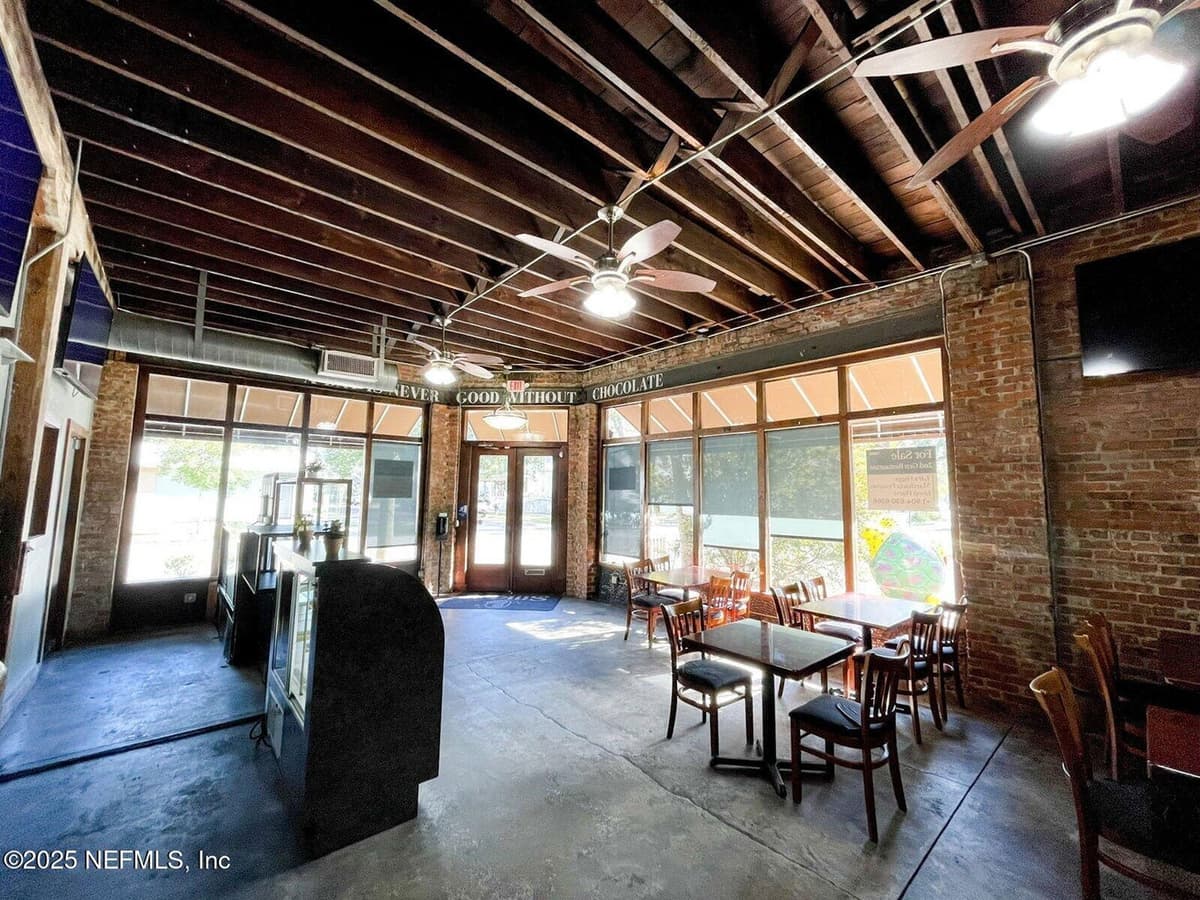 1602 WALNUT Street, Jacksonville, FL 32206 3