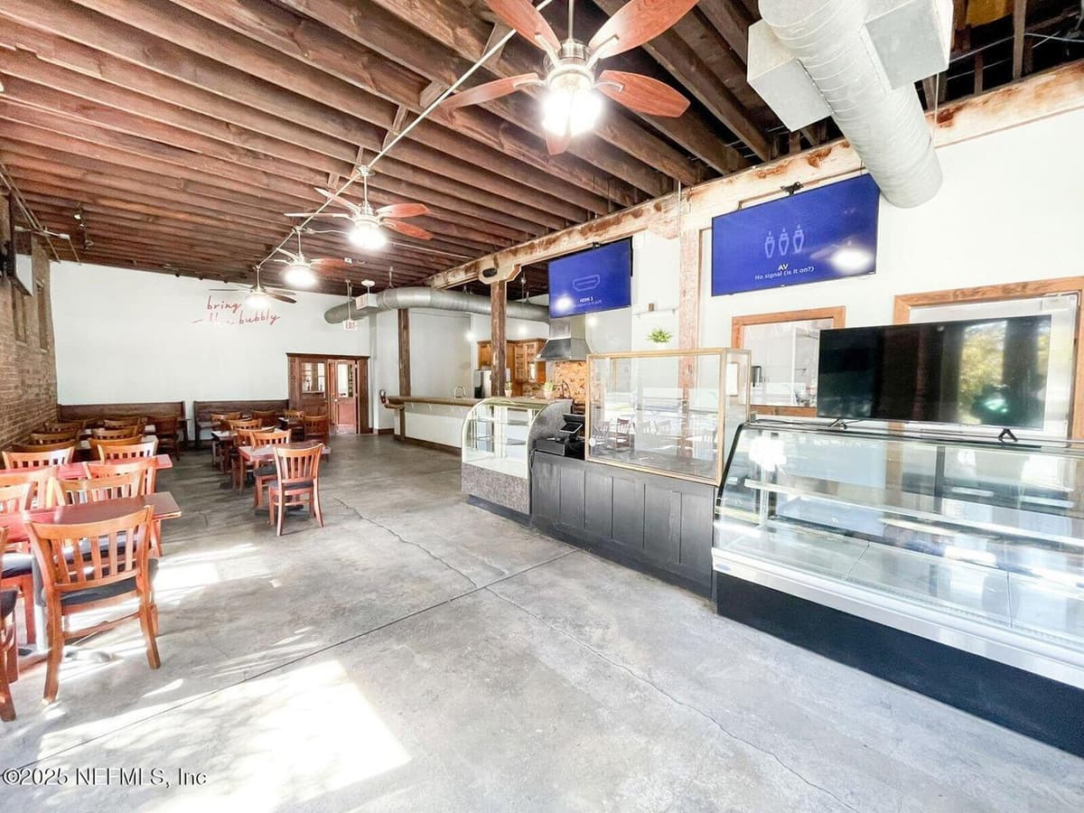 1602 WALNUT Street, Jacksonville, FL 32206 2