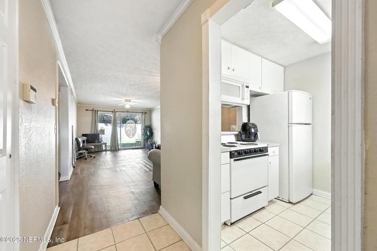 4836 ATLANTIC Boulevard 104, Jacksonville, FL 32207 2