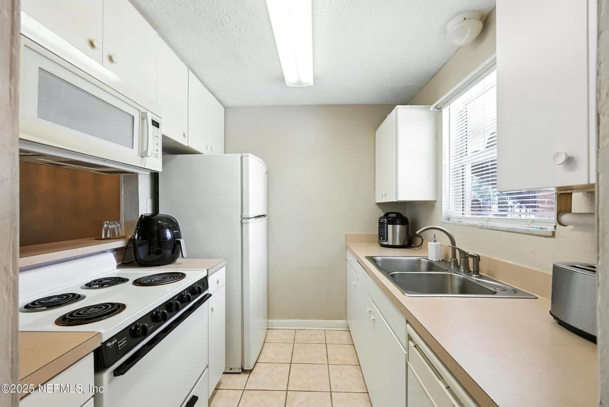 4836 ATLANTIC Boulevard 104, Jacksonville, FL 32207 3