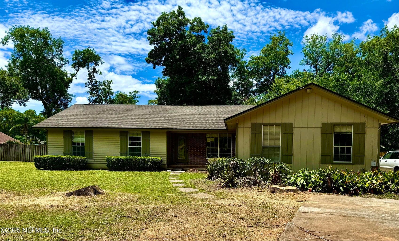 2235 HUNTERWOOD Court, Jacksonville, FL 32225