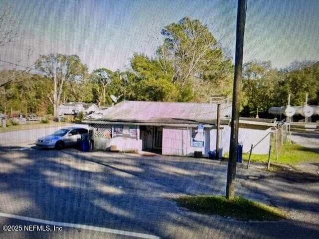 7477 OLD KINGS Road, Jacksonville, FL 32219 2
