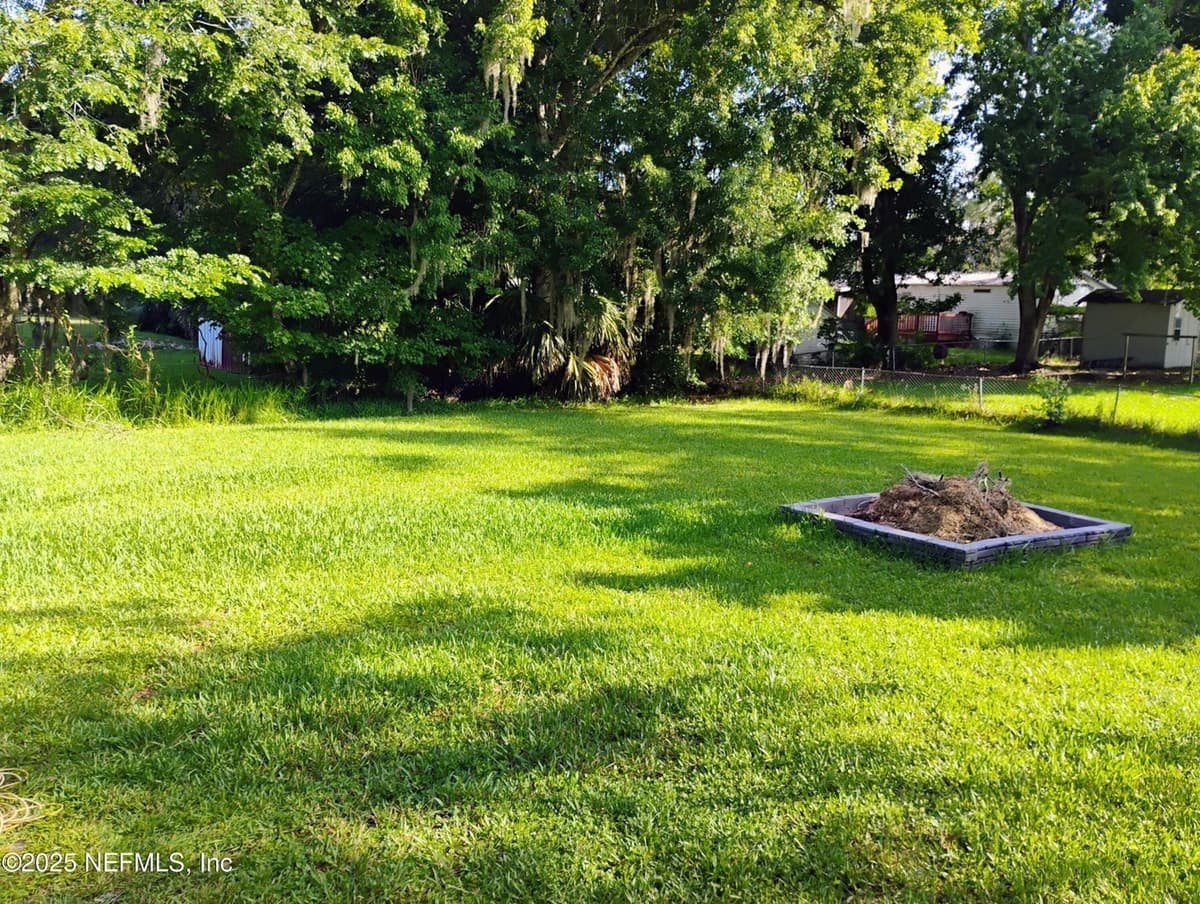 122 CULPEPPER Road, San Mateo, FL 32187 3
