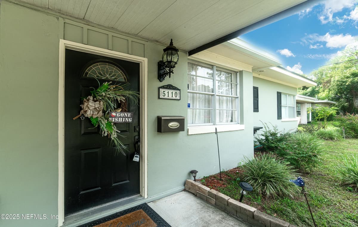5110 JANICE Circle E, Jacksonville, FL 32210 3