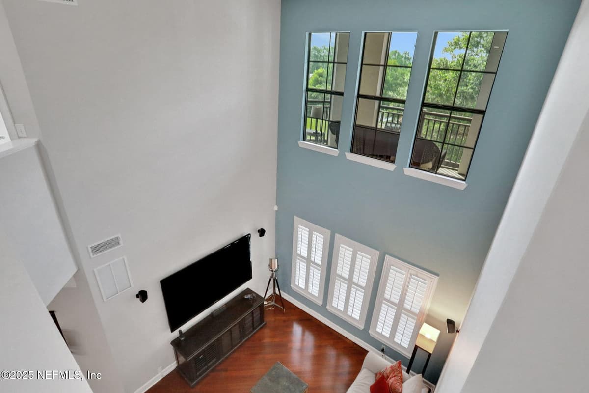 9823 TAPESTRY PARK Circle 102, Jacksonville, FL 32246 2