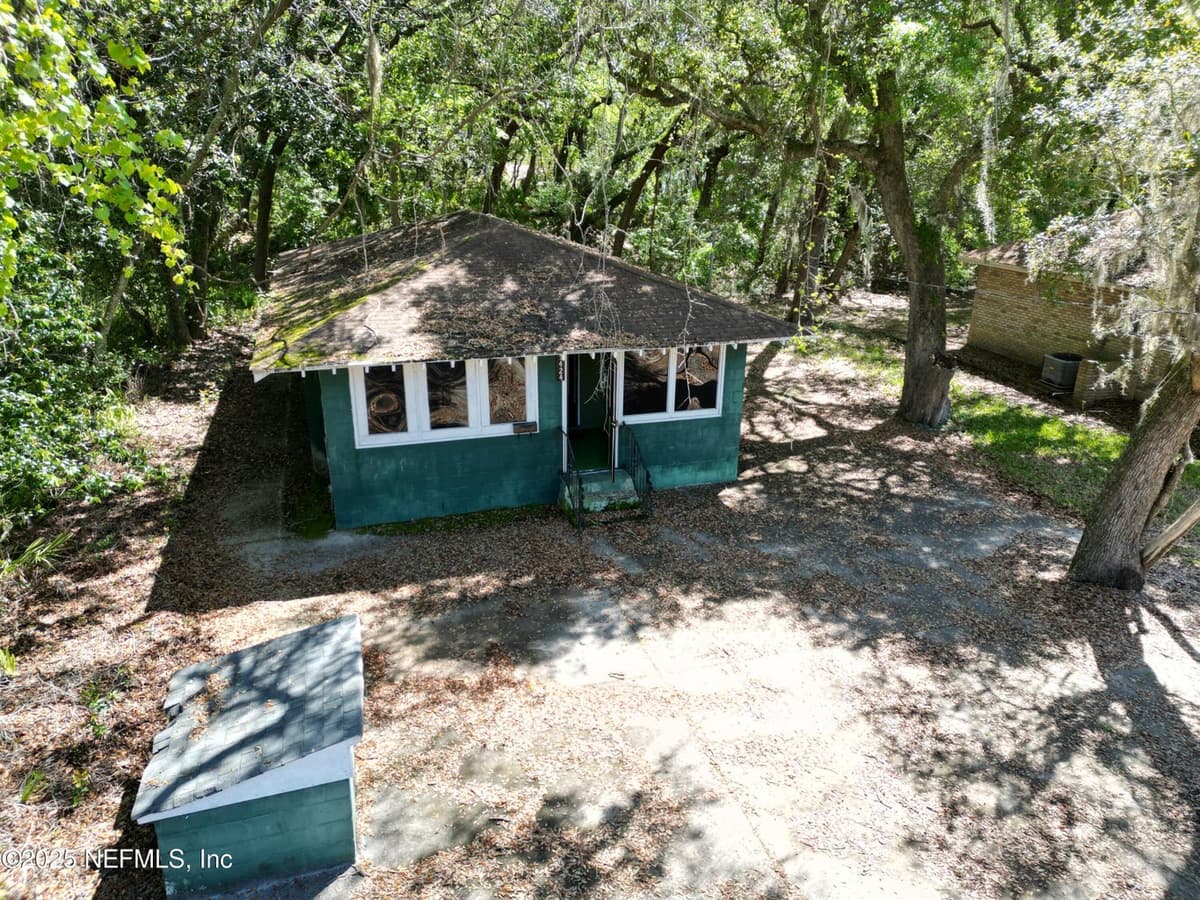 5424 ERVIN Street, Fernandina Beach, FL 32034 2