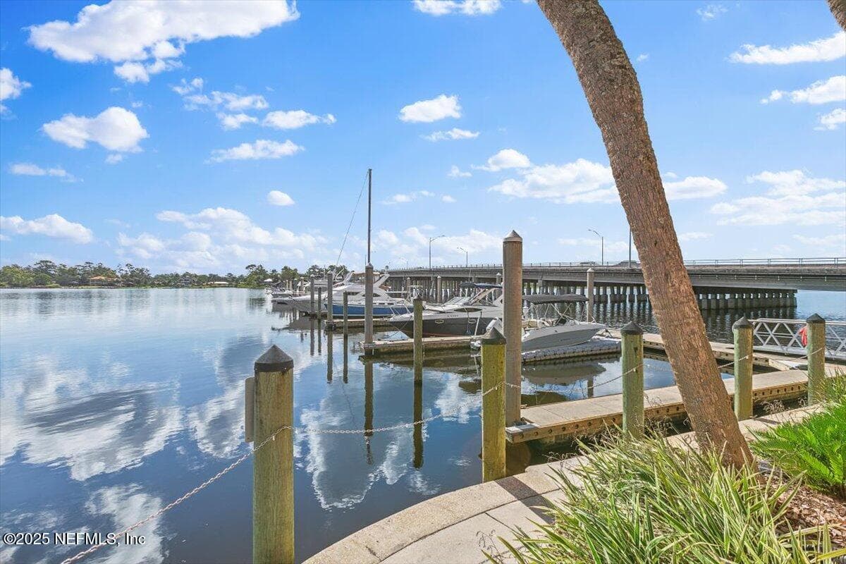 5375 ORTEGA FARMS Boulevard 1110, Jacksonville, FL 32210 2