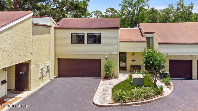 5400 LA MOYA Avenue 30, Jacksonville, FL 32210