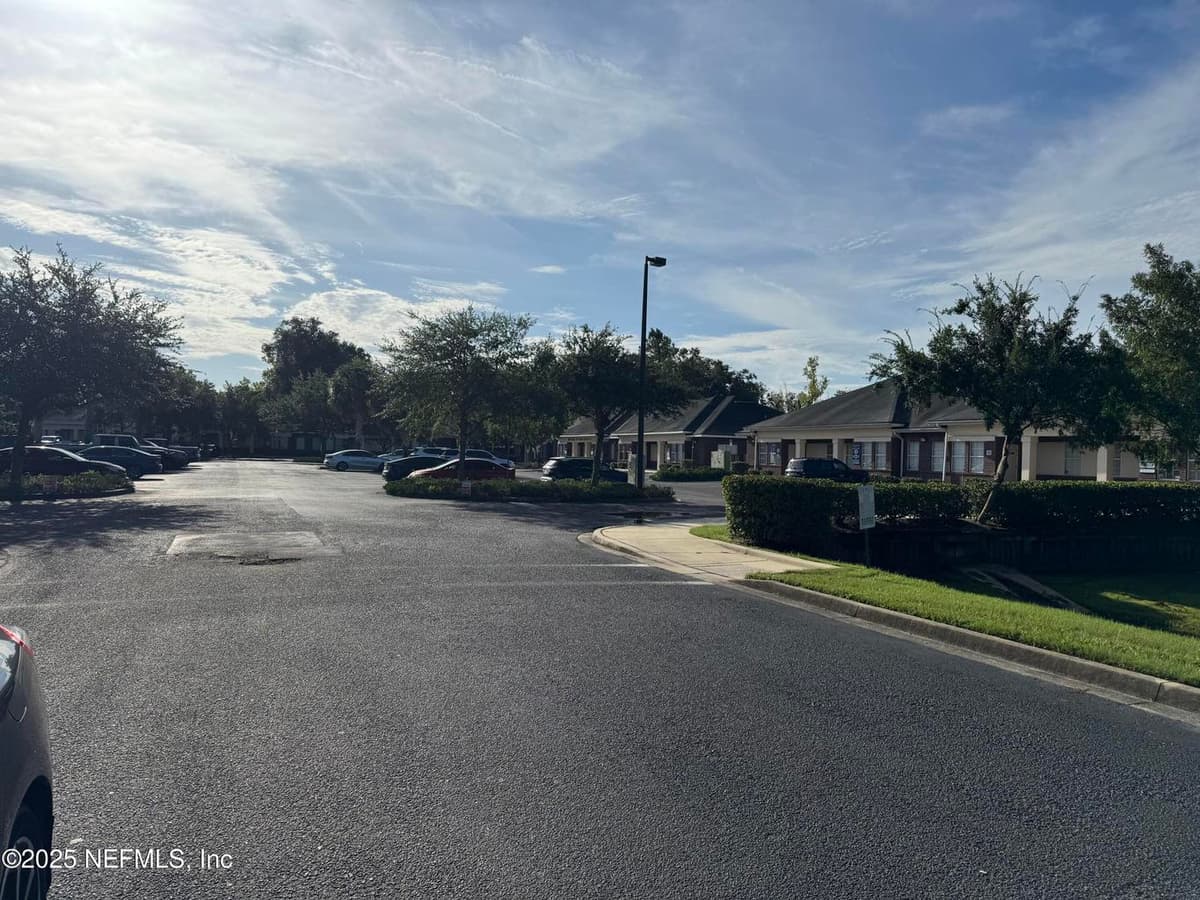 13453 N MAIN Street 505, Jacksonville, FL 32218 2