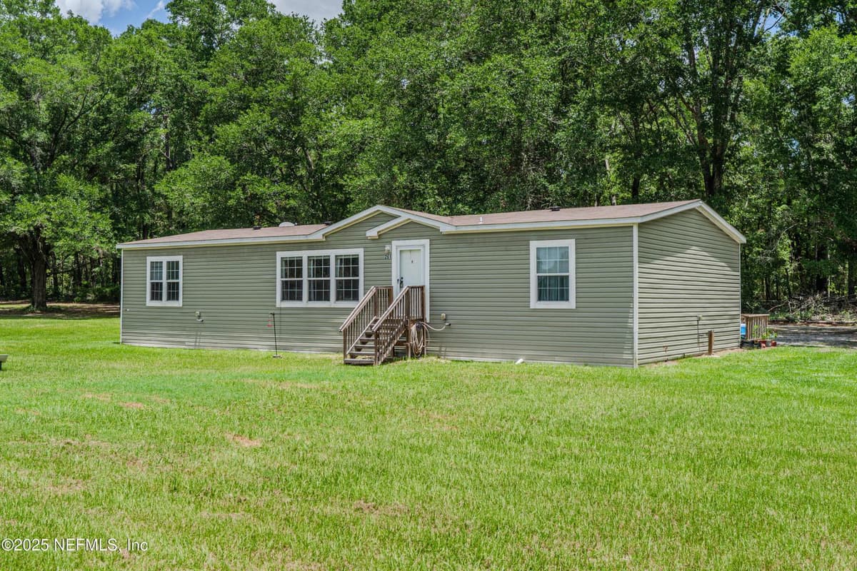 261 SW BEYOND Court, Lake City, FL 32024 3