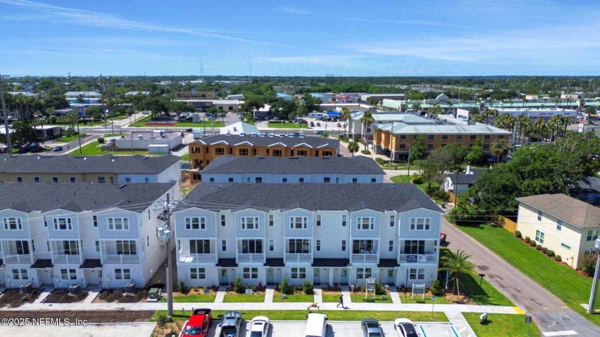 1074 2ND Avenue N, Jacksonville Beach, FL 32250 3