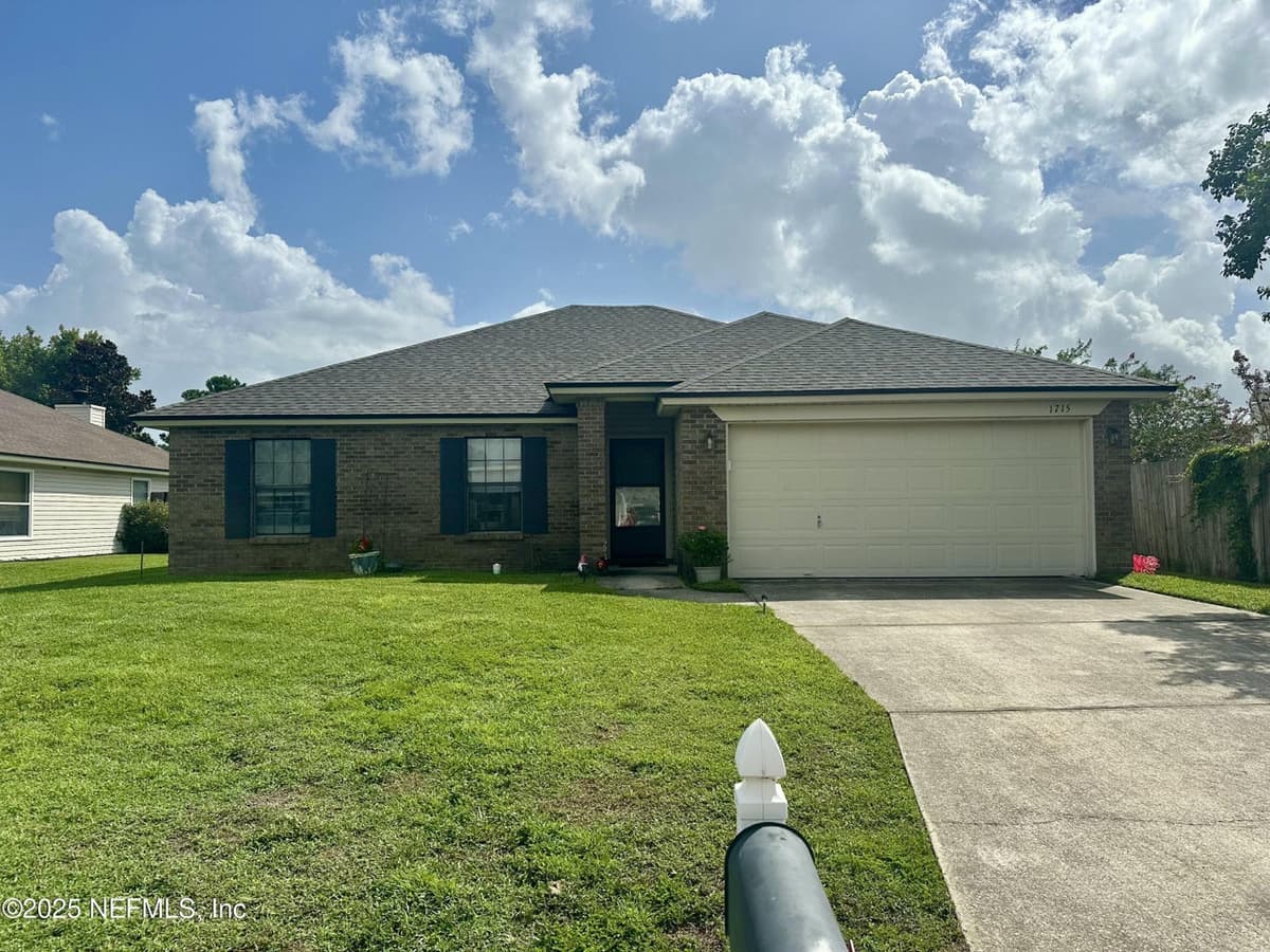 1715 SAW LAKE Drive, Middleburg, FL 32068 3