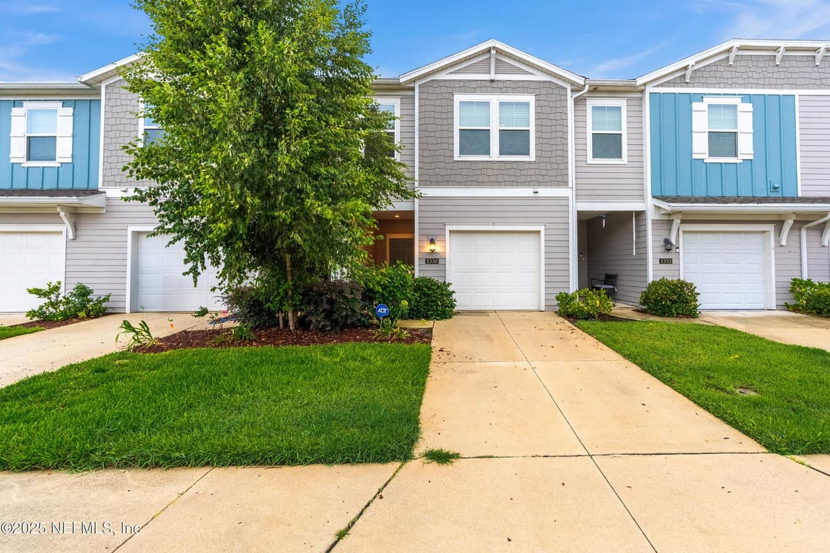 1330 SALT RIDGE Avenue, Jacksonville, FL 32218 3