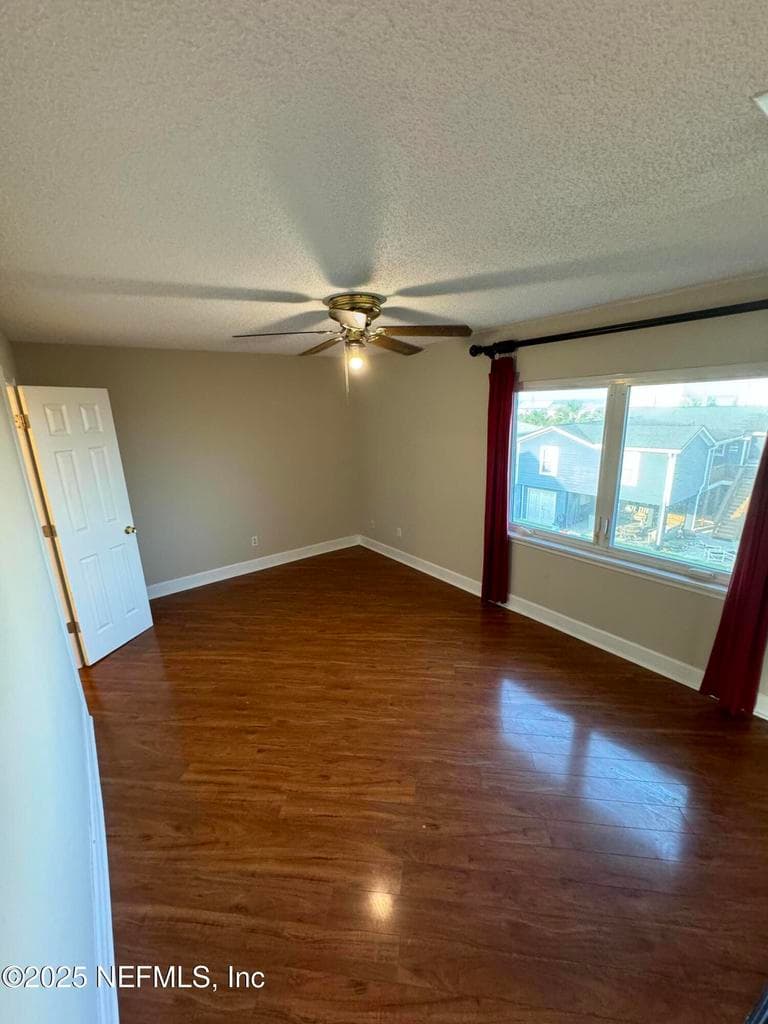 925 TARPON Avenue 7, Fernandina Beach, FL 32034 3