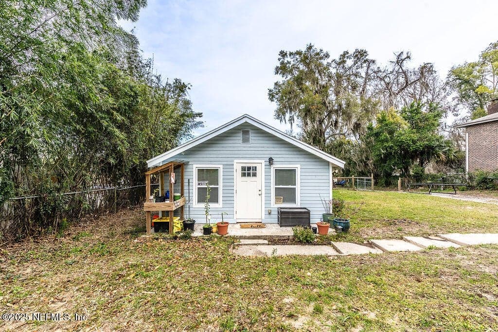 4259 TROUT RIVER Boulevard, Jacksonville, FL 32208 2