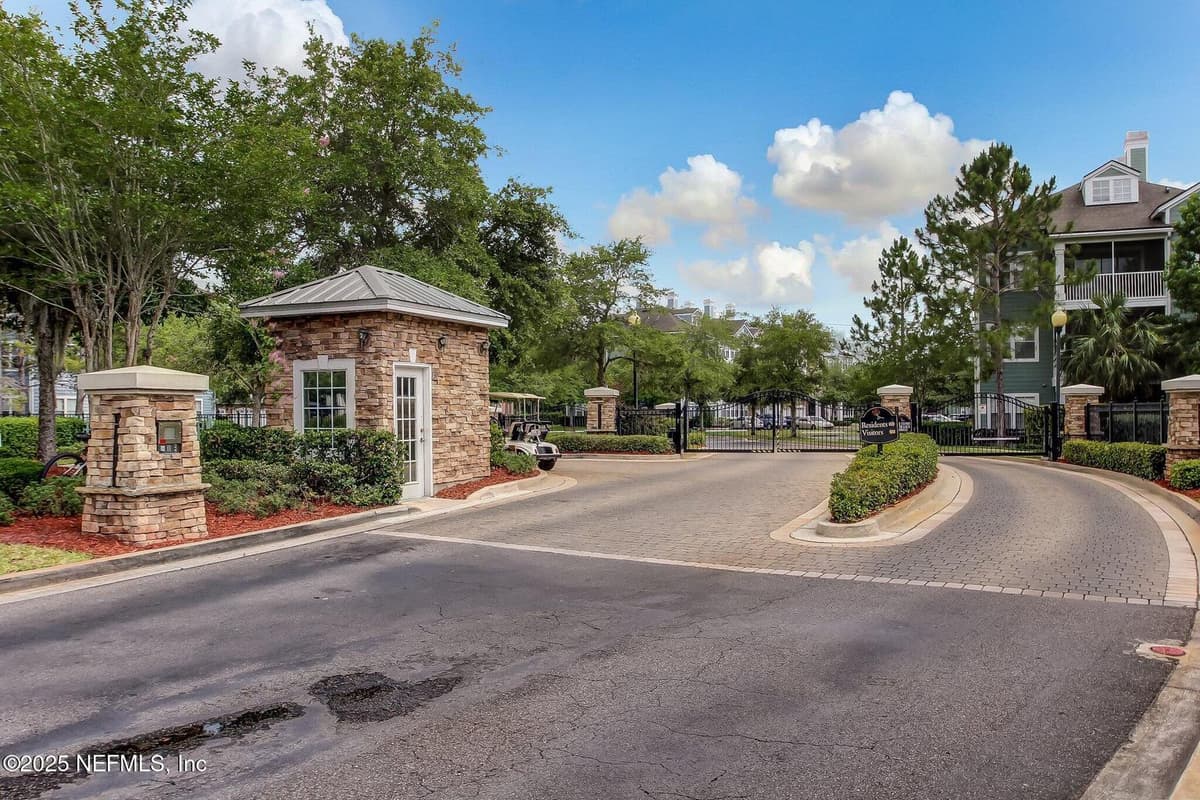 8550 TOUCHTON Road 1032, Jacksonville, FL 32216 3