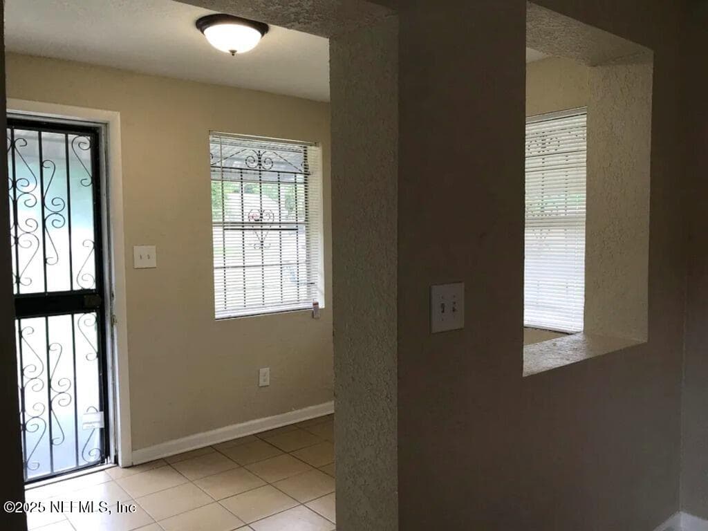 1756 W 23RD Street, Jacksonville, FL 32209 3