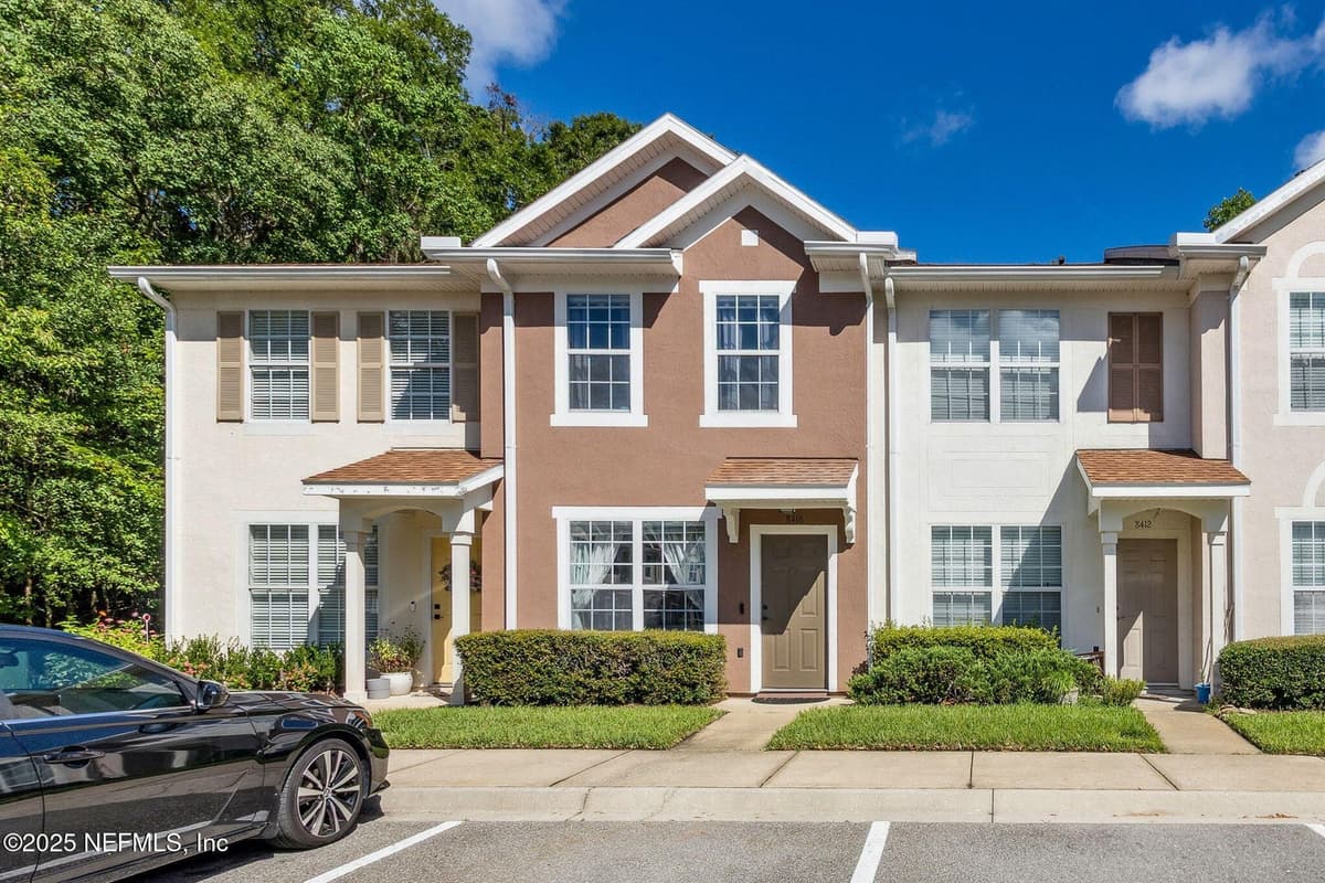 8416 THORNBUSH Court, Jacksonville, FL 32216 3