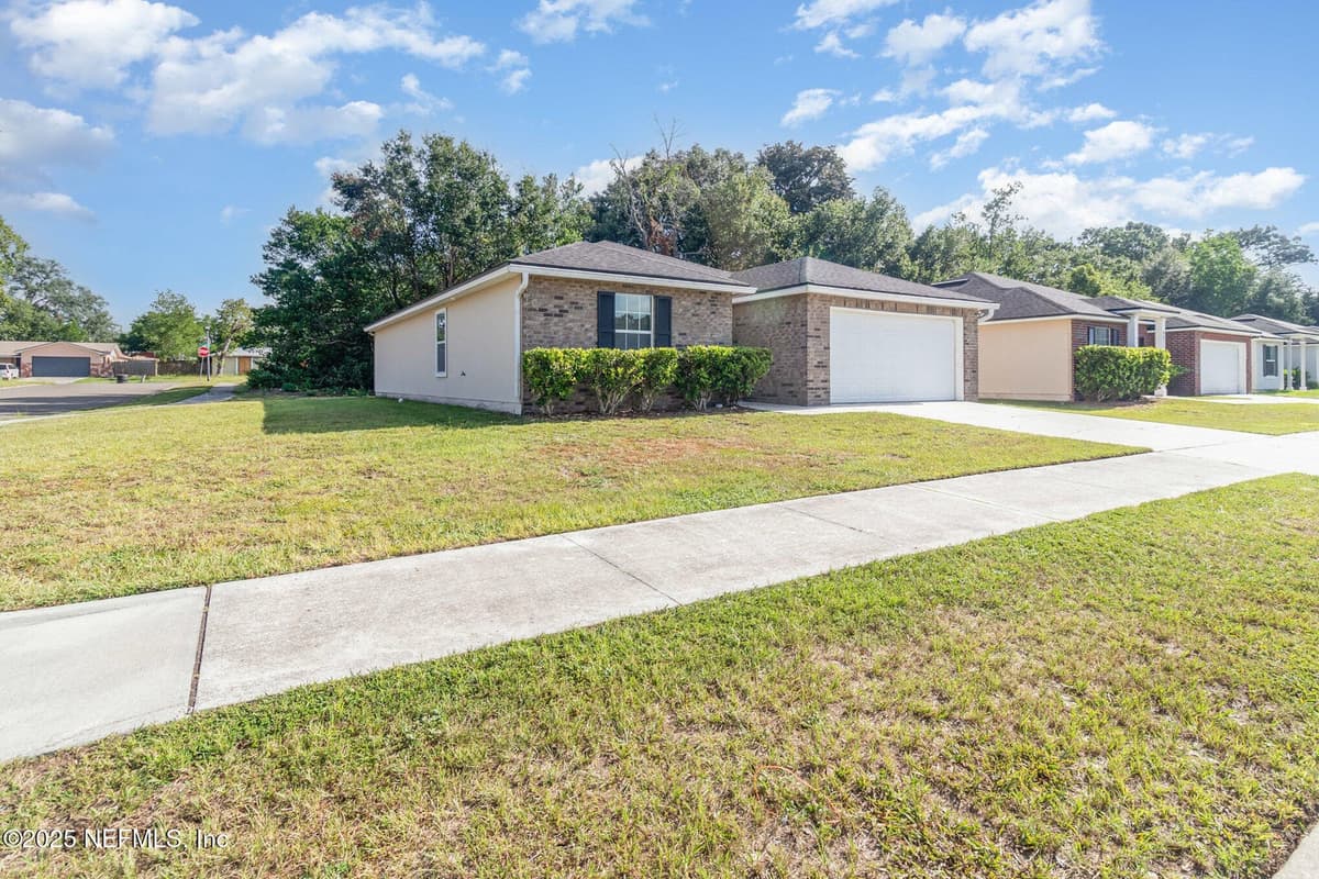8079 VIOLET WILLOW Lane, Jacksonville, FL 32244 2