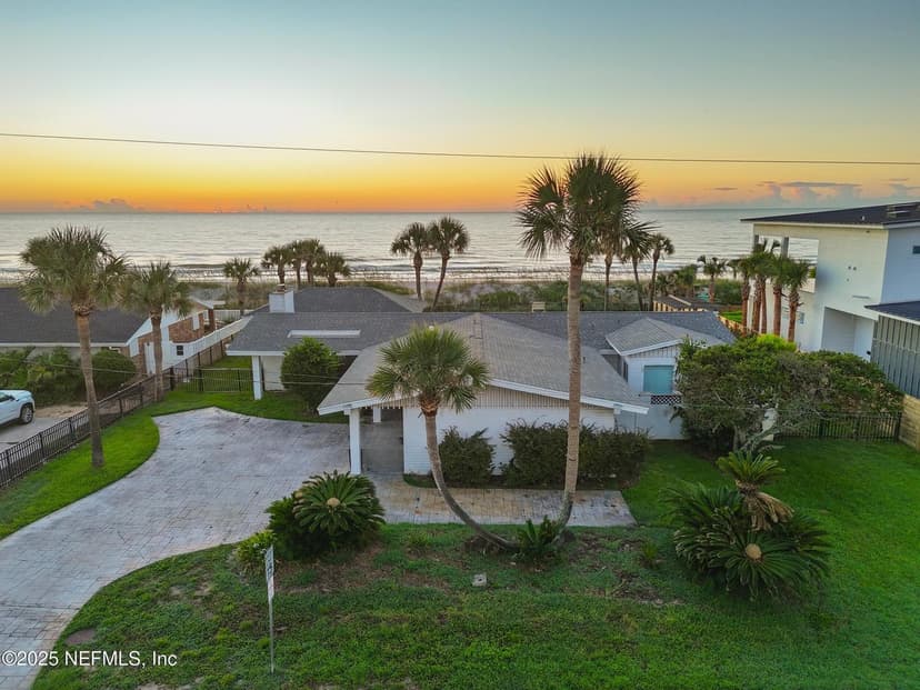 851 BEACH Avenue, Atlantic Beach, FL 32233