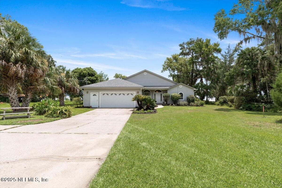 3235 DOCTORS LAKE Drive, Orange Park, FL 32073 2