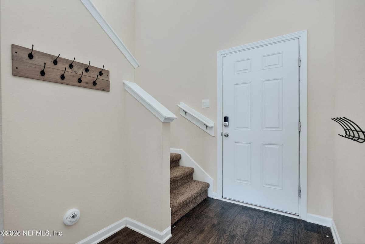 15730 EQUINE GAIT Drive, Jacksonville, FL 32234 3
