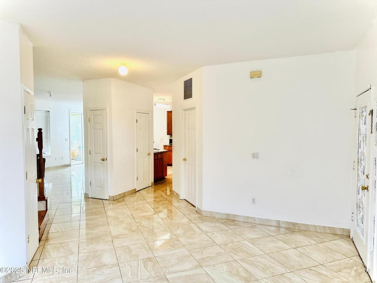 351 SUMMIT Drive, Orange Park, FL 32073 3