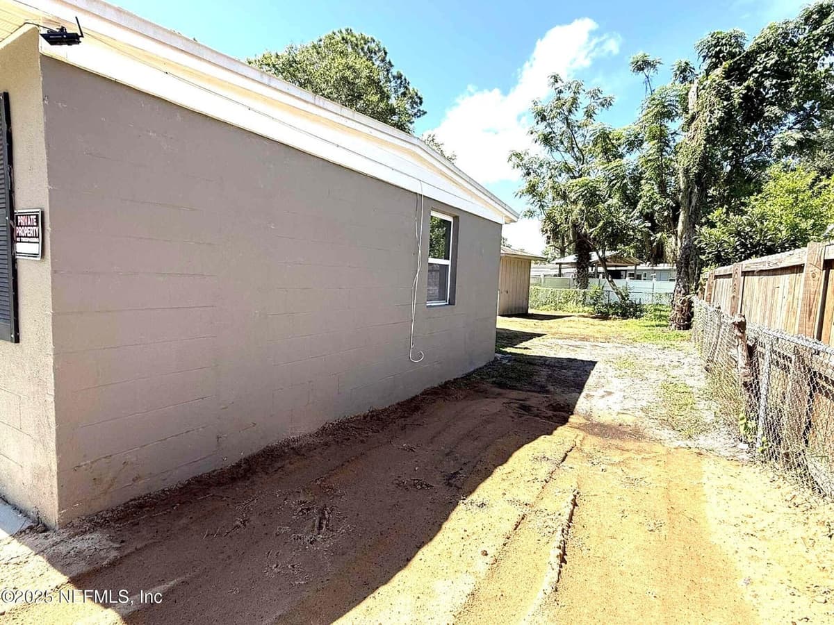 1714 CORTEZ Road, Jacksonville, FL 32246 2