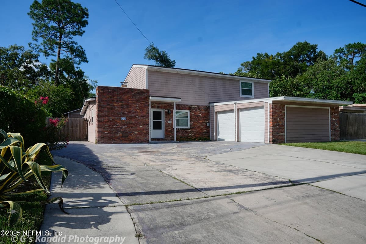 2453 WILMONT Avenue, Jacksonville, FL 32218 3
