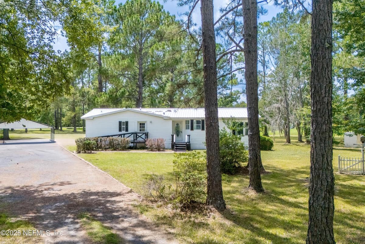 2932 NW CR 125, Lawtey, FL 32058, Lawtey, FL - photo 3