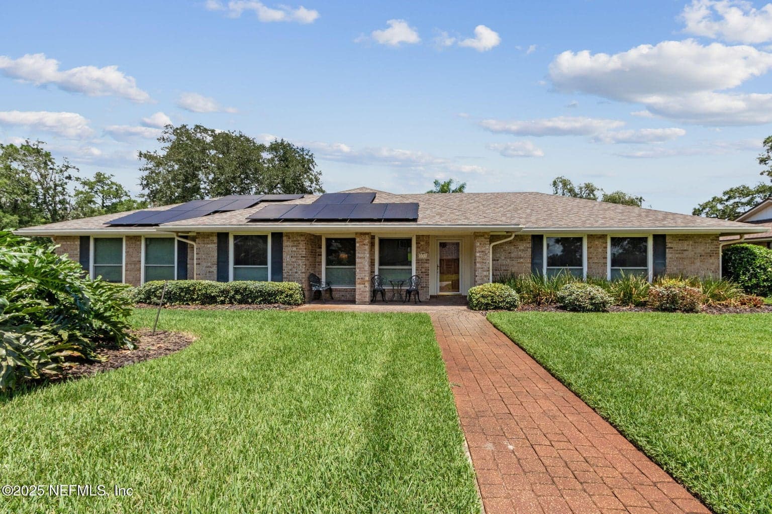 8205 HIDDEN LAKE Drive N, Jacksonville, FL 32216