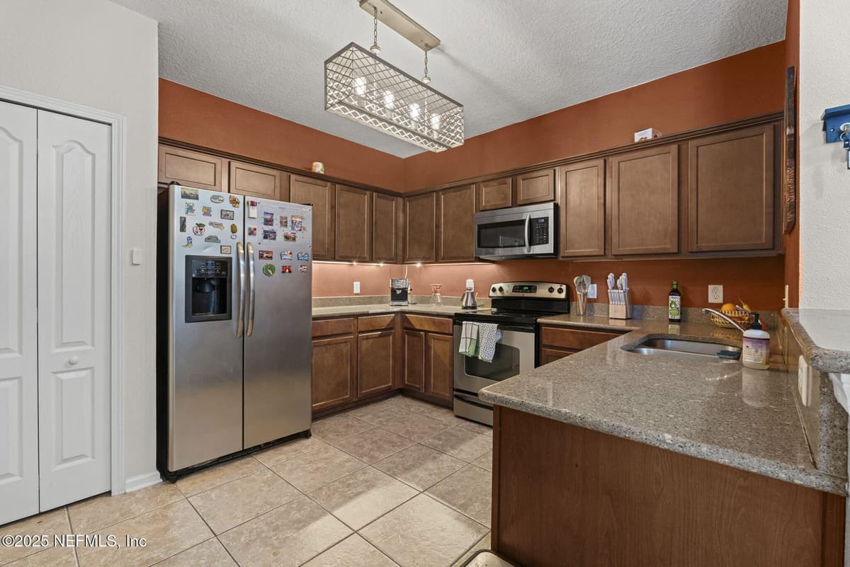 4908 KEY LIME Drive 201, Jacksonville, FL 32256 2