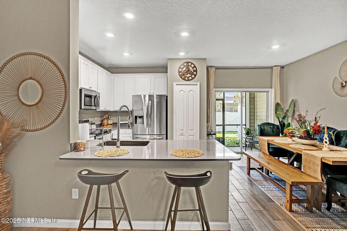 1311 SALT RIDGE Avenue, Jacksonville, FL 32218 3