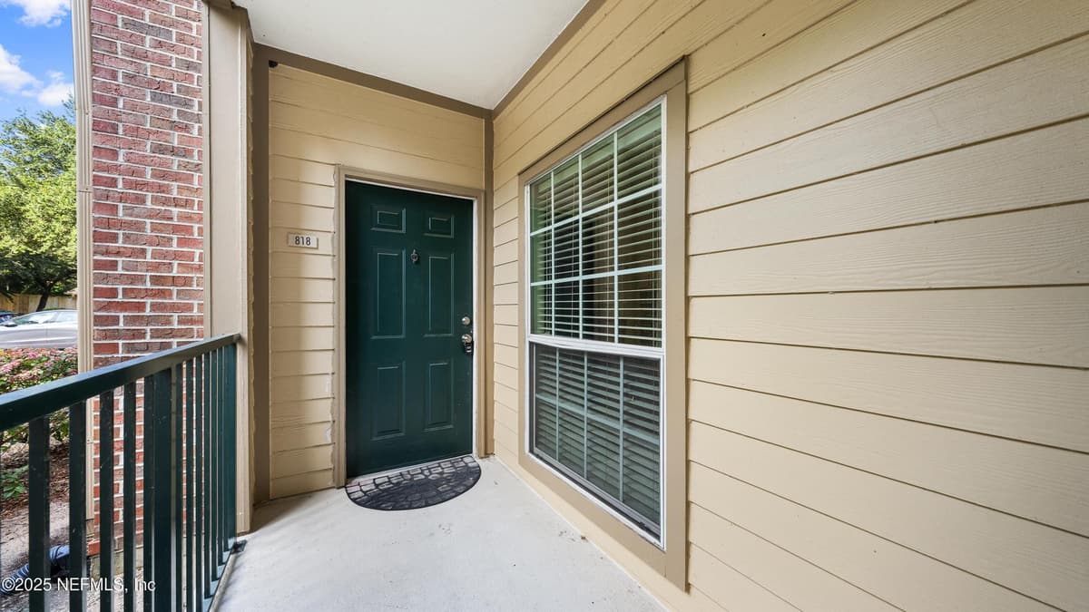 7800 POINT MEADOWS Drive 818, Jacksonville, FL 32256 2