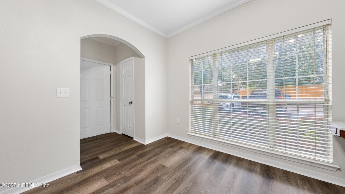 7800 POINT MEADOWS Drive 818, Jacksonville, FL 32256 3