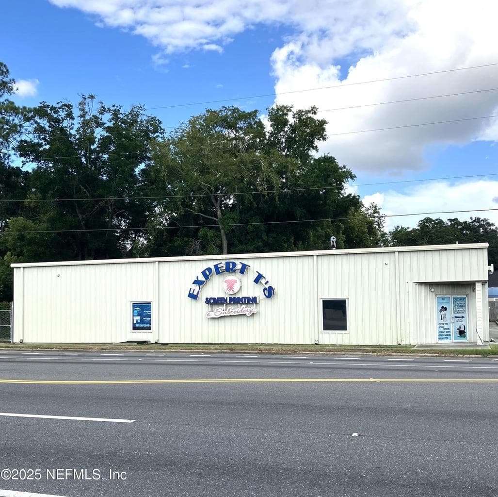 711 CASSAT Avenue, Jacksonville, FL 32205